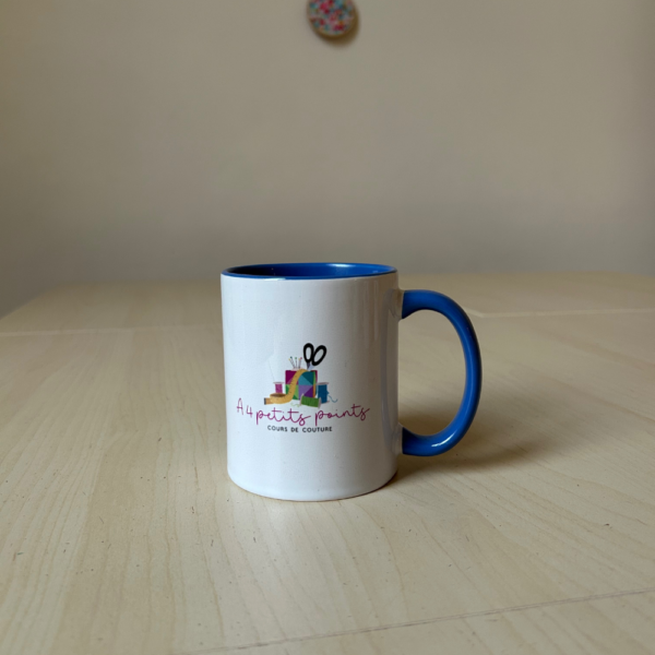 A 4 petits points - Tasse – Image 3